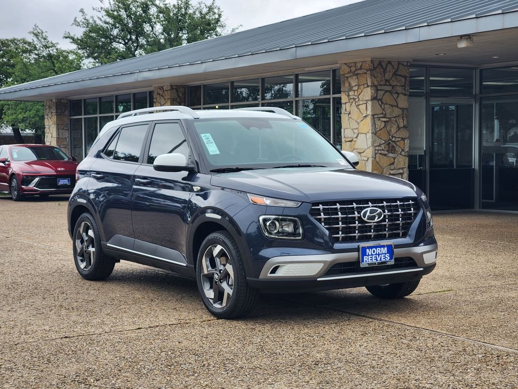 New 2026 Hyundai Venue SEL w/Two-Tone Roof SUV