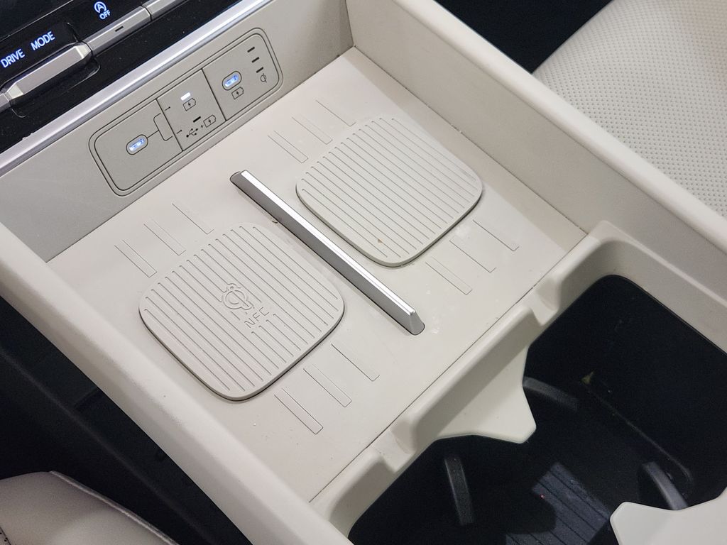 2025 Hyundai Santa Fe SEL - Photo 20