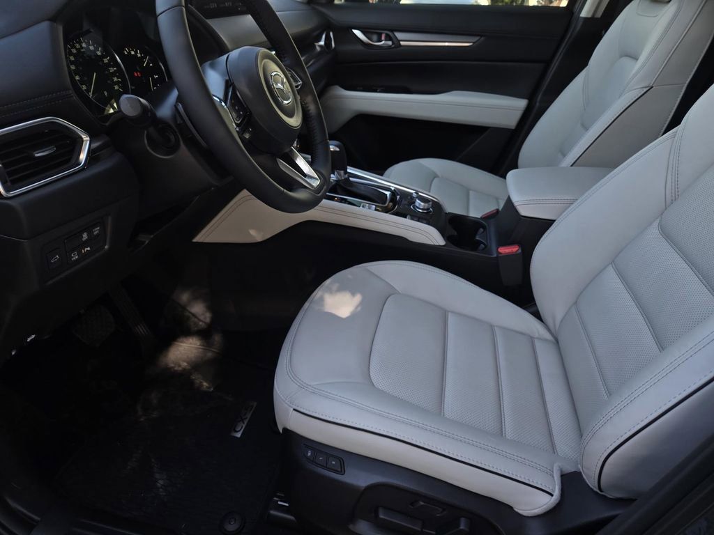 2025 Mazda CX-5 S Premium Plus package - Photo 21