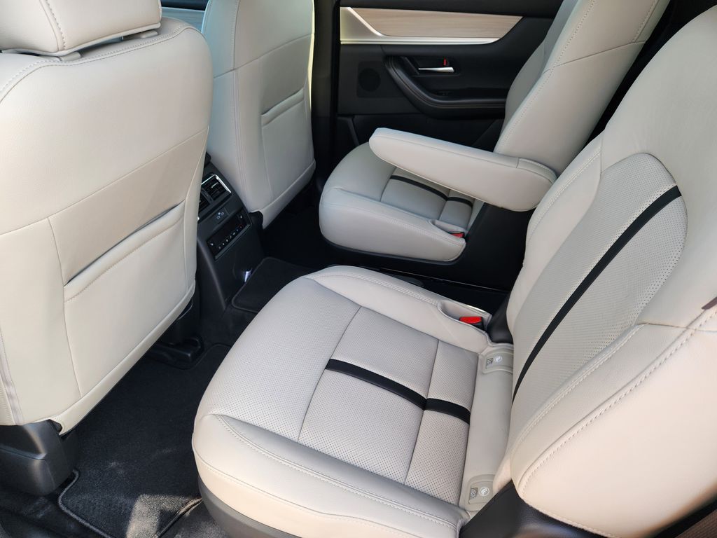 2026 Mazda CX-90 Premium Package - Photo 21