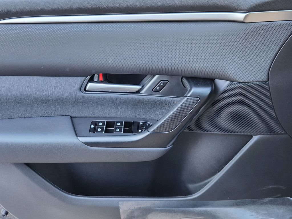 2026 Mazda CX-50 Preferred - Photo 17