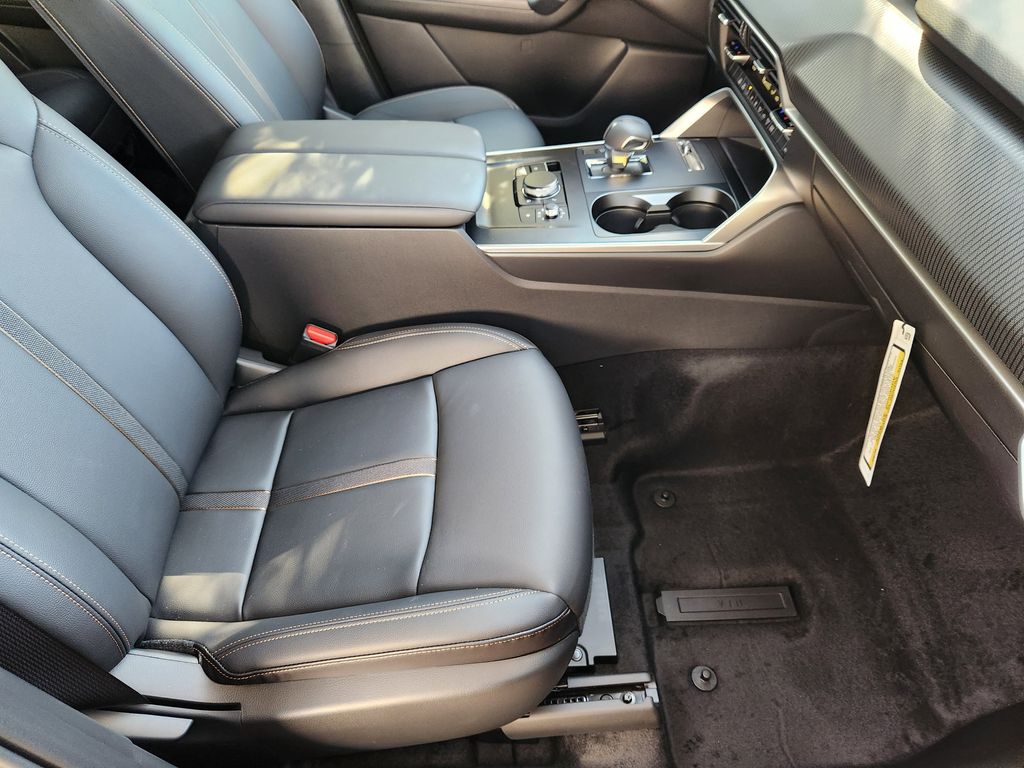 2026 Mazda CX-90 Select Package - Photo 9