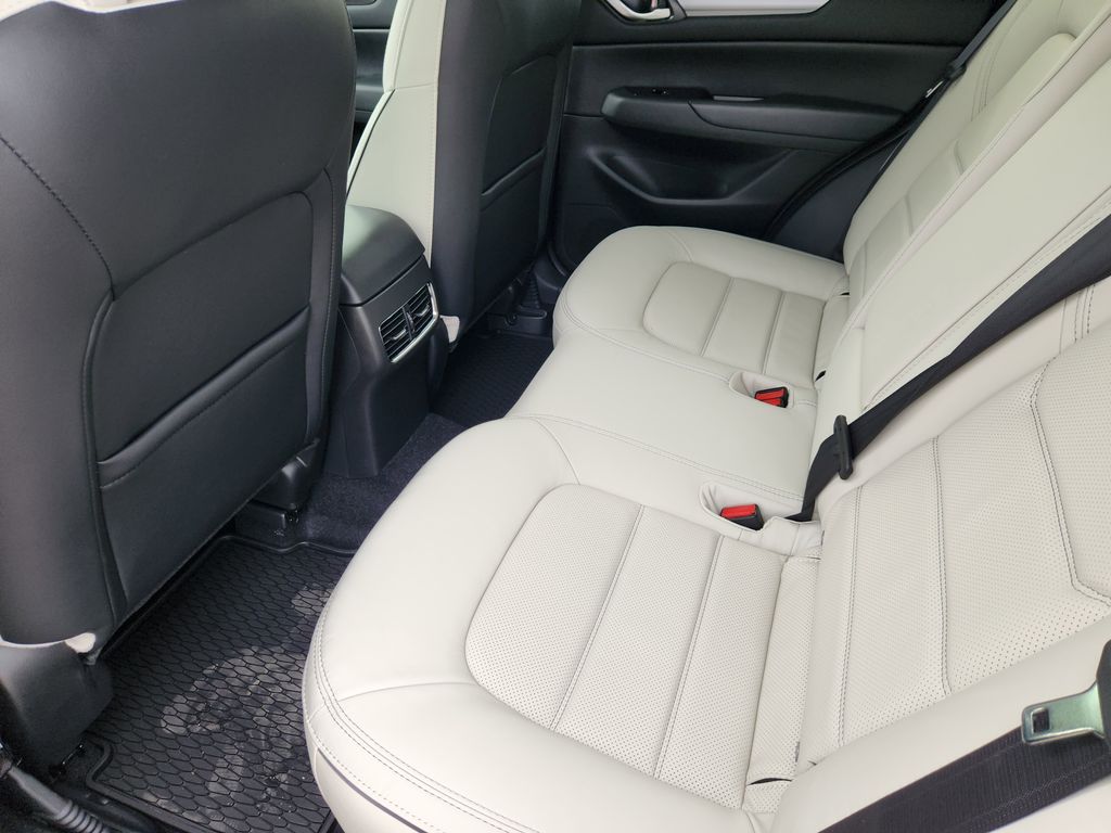 2025 Mazda CX-5 S Preferred package - Photo 20