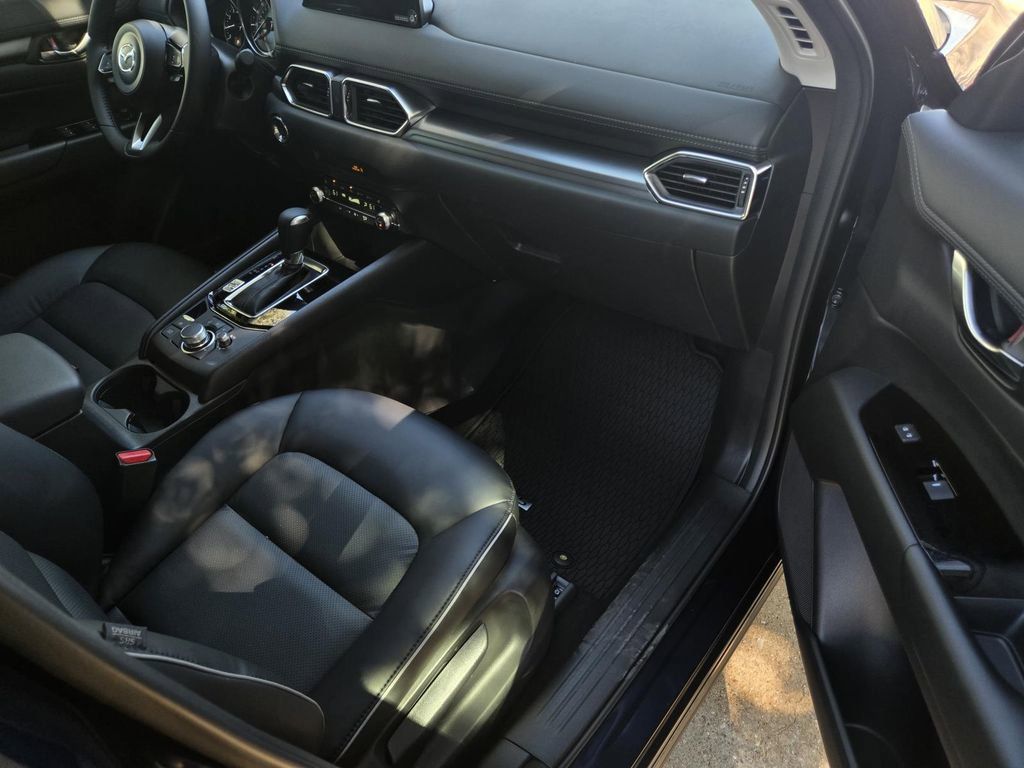 2025 Mazda CX-5 S Select Package - Photo 9