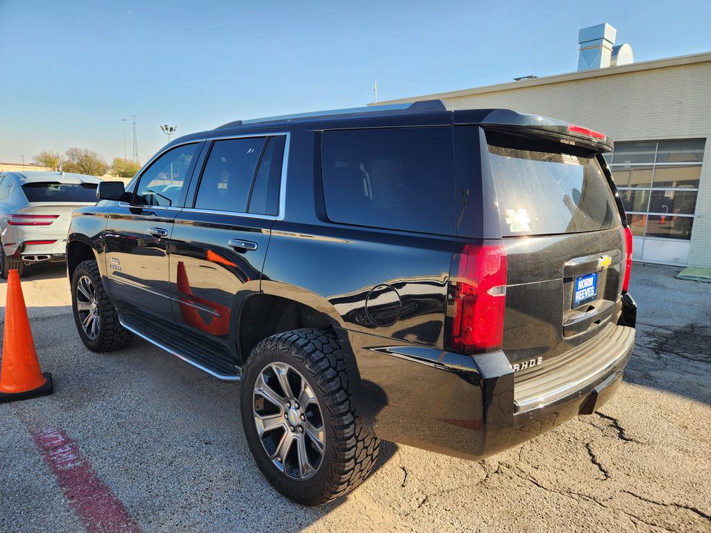 2017 Chevrolet Tahoe Premier photo 3