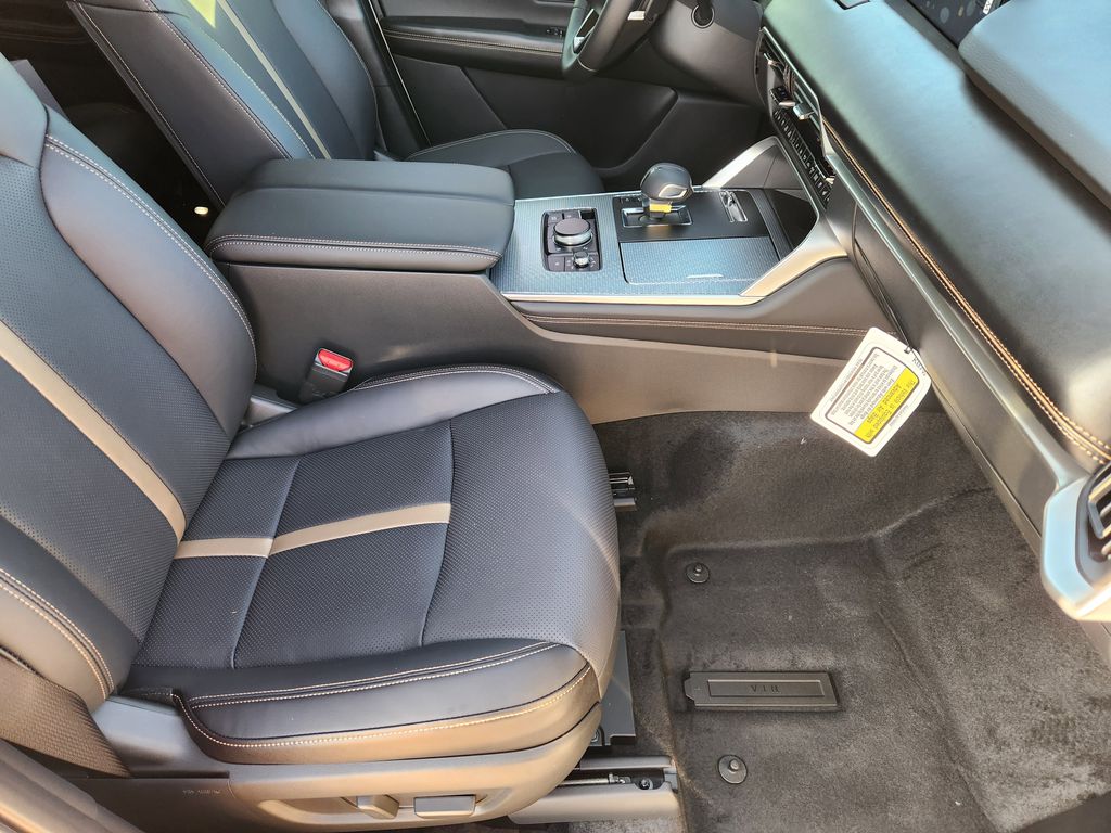 2026 Mazda CX-90 Premium Plus Package - Photo 9