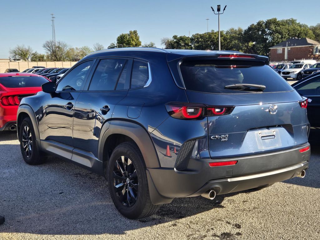 2024 Mazda CX-50 2.5 Select photo 3