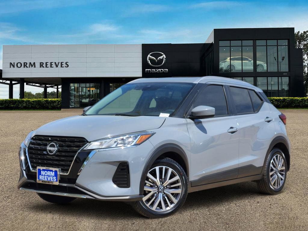 2023 Nissan Kicks SV