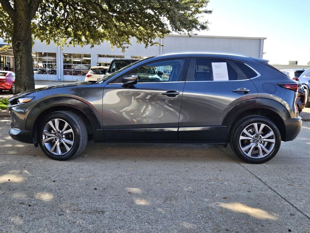2023 Mazda CX-30 2.5 S Preferred photo 2