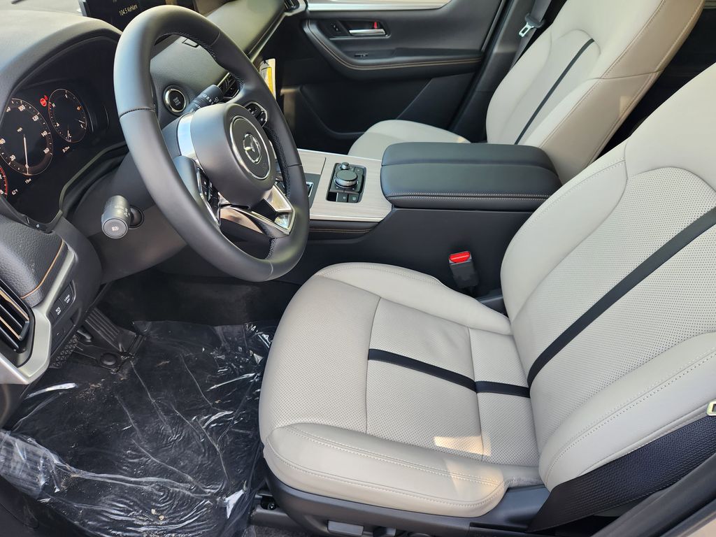 2026 Mazda CX-90 Premium Package - Photo 8