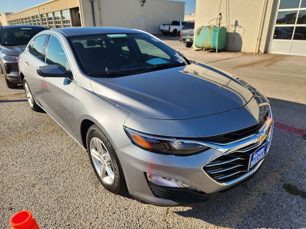 Used 2024 Chevrolet Malibu 1LT Sedan