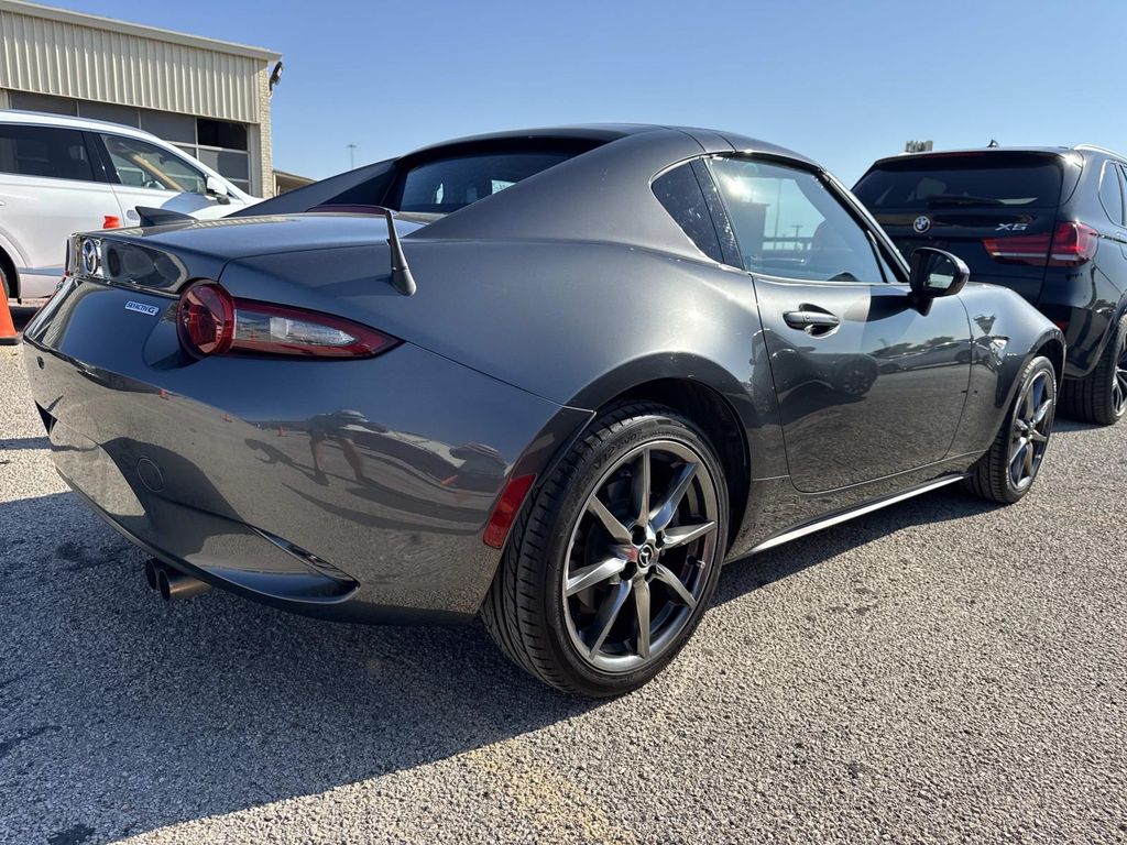 2021 Mazda MX-5 Miata Miata RF Grand Touring photo 3