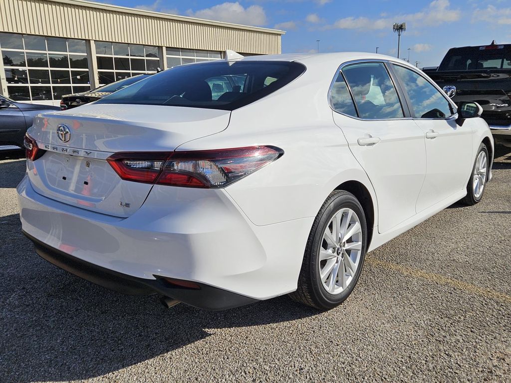 2024 Toyota Camry LE photo 3