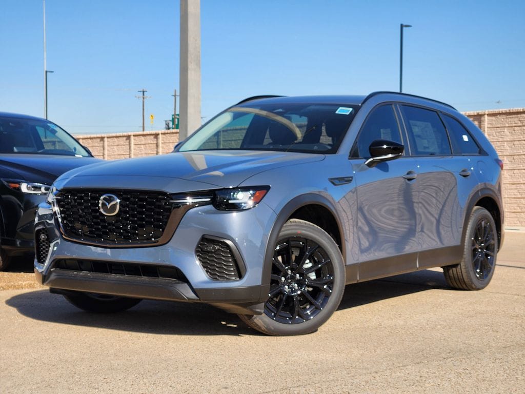 2026 Mazda CX-70 Preferred Package's photo