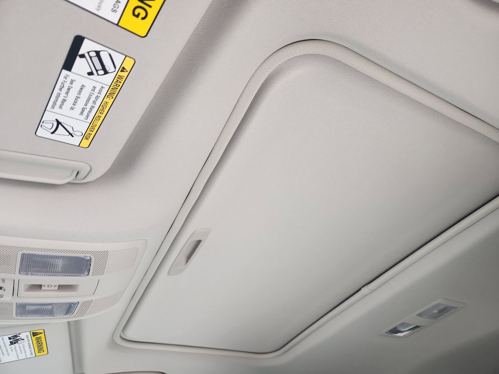 2025 Mazda CX-5 S Preferred package - Photo 18