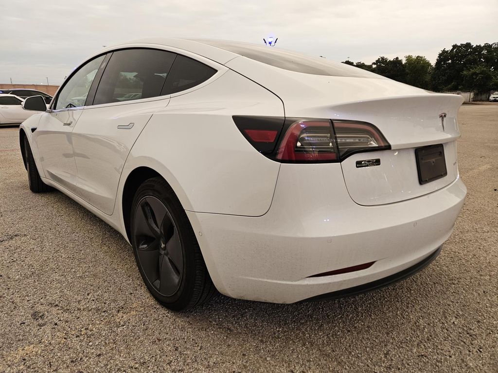 2020 Tesla Model 3 Long Range photo 2
