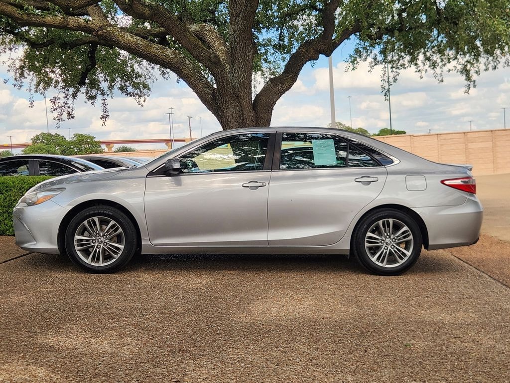 Used 2015 Toyota Camry XLE Sedan