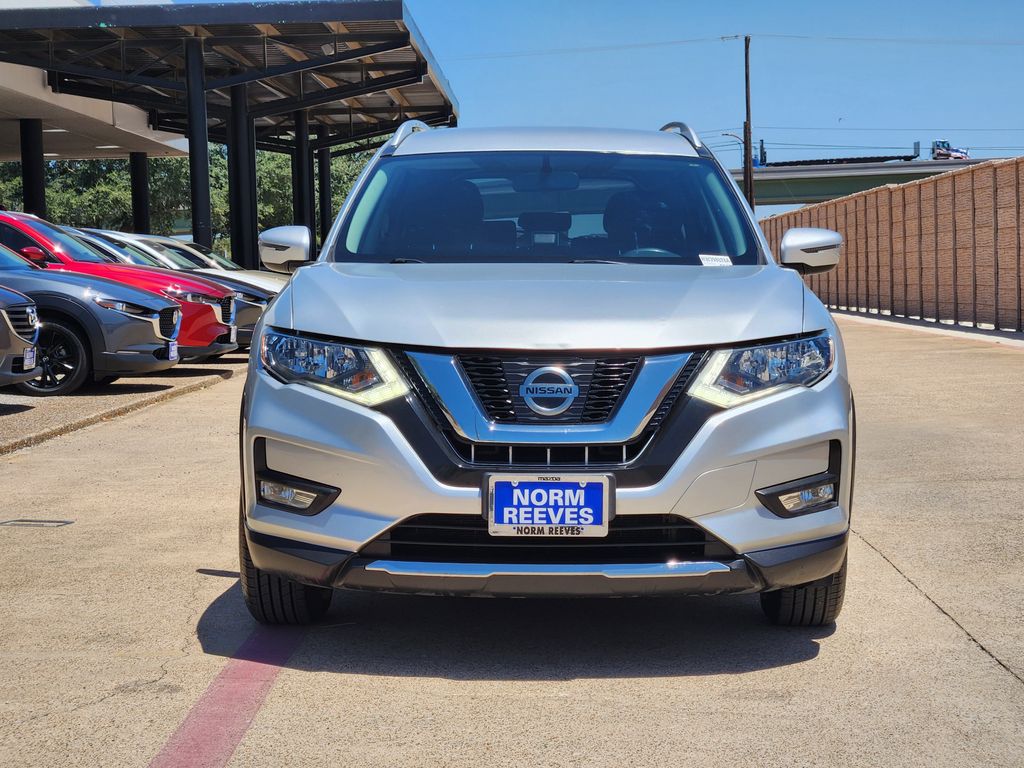 Used 2017 Nissan Rogue SV with VIN JN8AT2MT5HW398928 for sale in Irving, TX