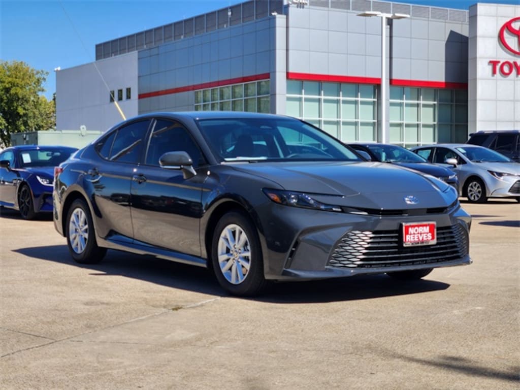 New 2026 Toyota Camry LE Sedan