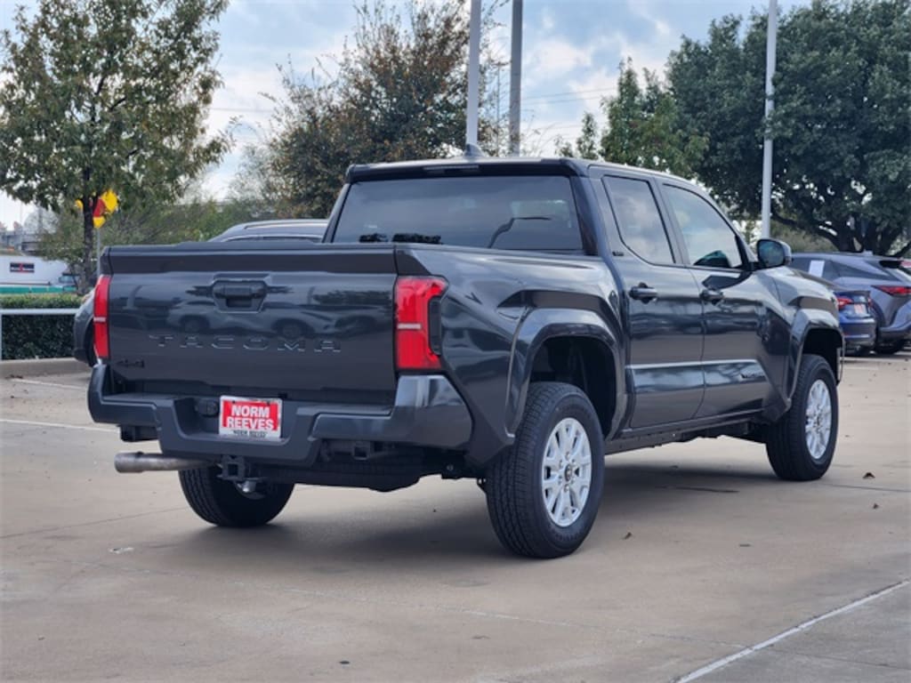 New 2025 Toyota Tacoma SR5 Truck Double Cab