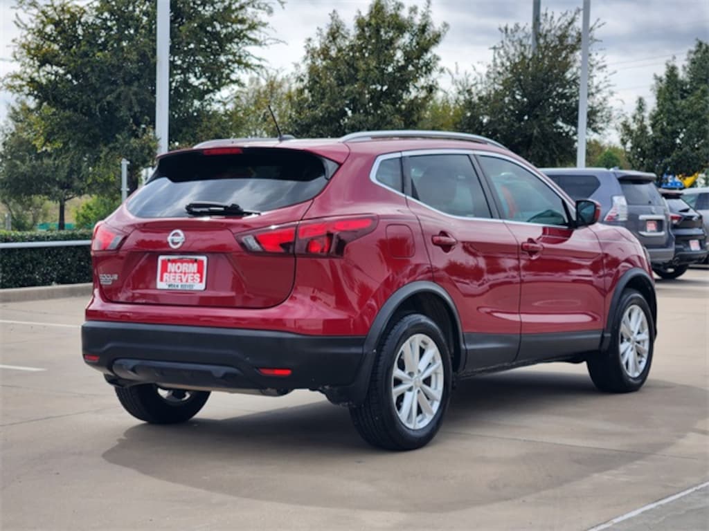 Used 2017 Nissan Rogue Sport SV SUV