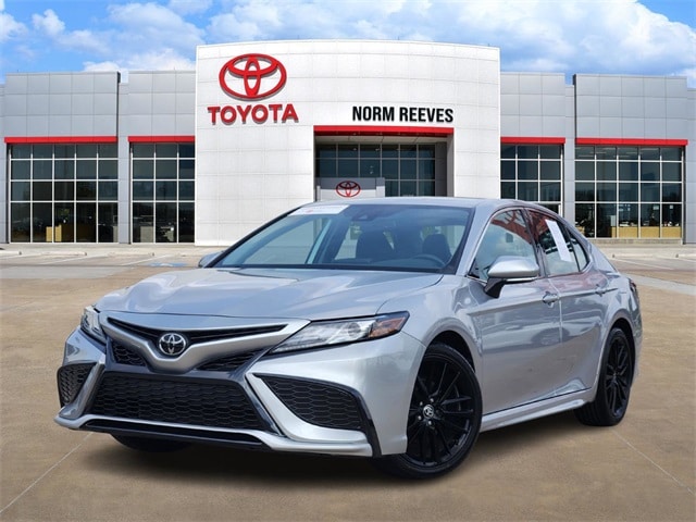 2023 Toyota Camry XSE's photo
