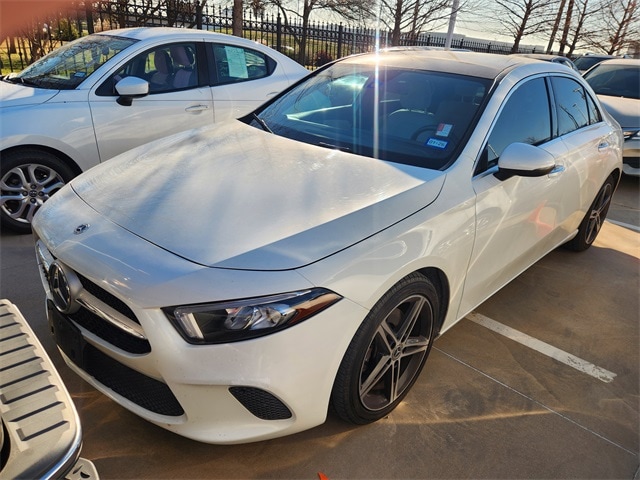 2021 Mercedes-Benz A-Class A220