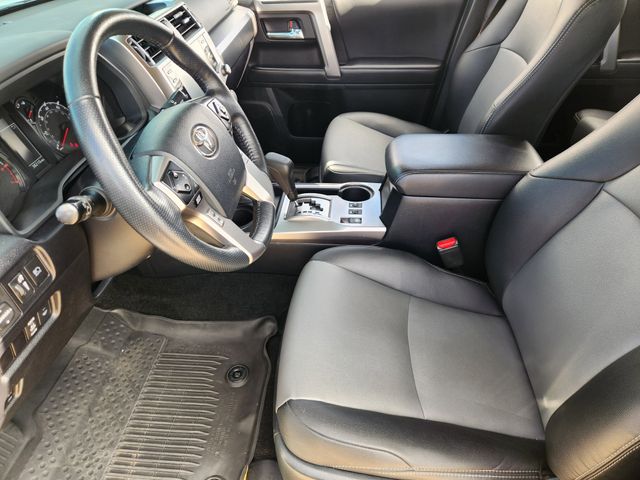2023 Toyota 4Runner SR5 Premium - Photo 9