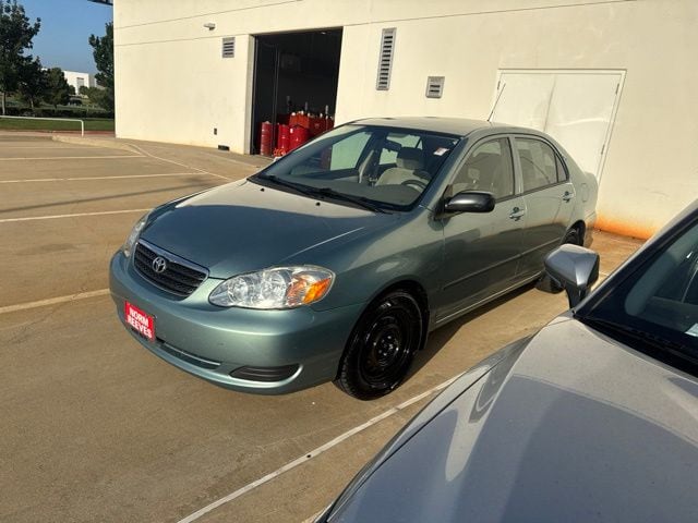 2005 Toyota Corolla CE's photo