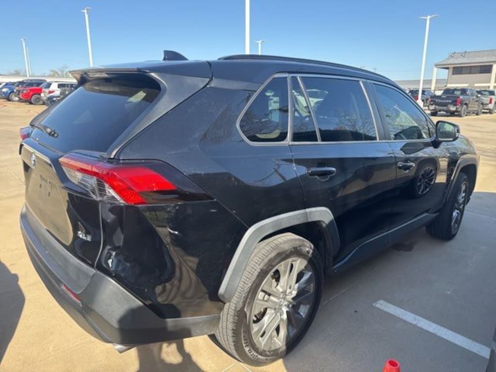 Used 2019 Toyota RAV4 XLE Premium SUV