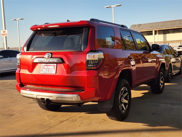 2022 Toyota 4Runner TRD Off-Road Premium photo 3