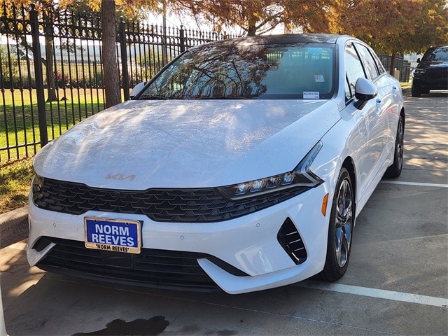 2024 Kia K5 EX's photo