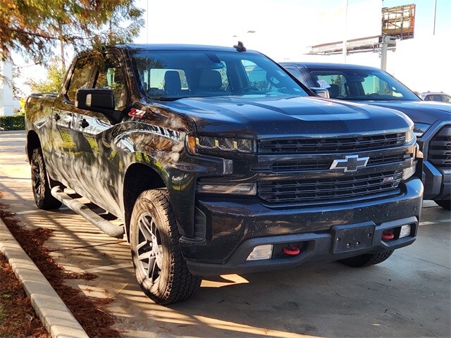 2019 Chevrolet Silverado 1500 LT Trail Boss photo 2