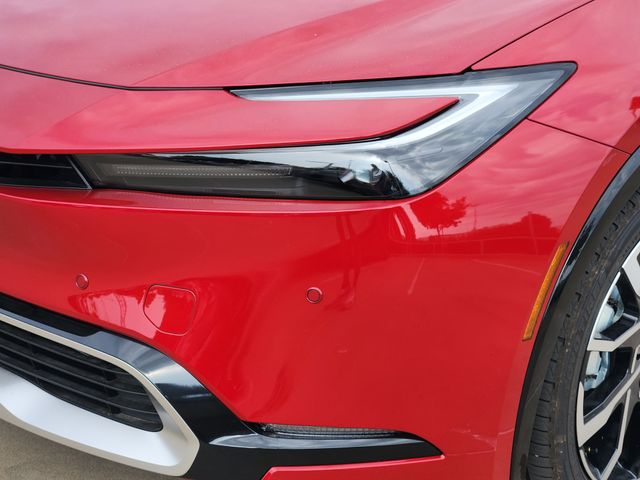2026 Toyota Prius Plug-in Hybrid XSE - Photo 6