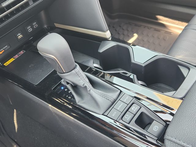 2026 Toyota Camry XSE - Photo 16