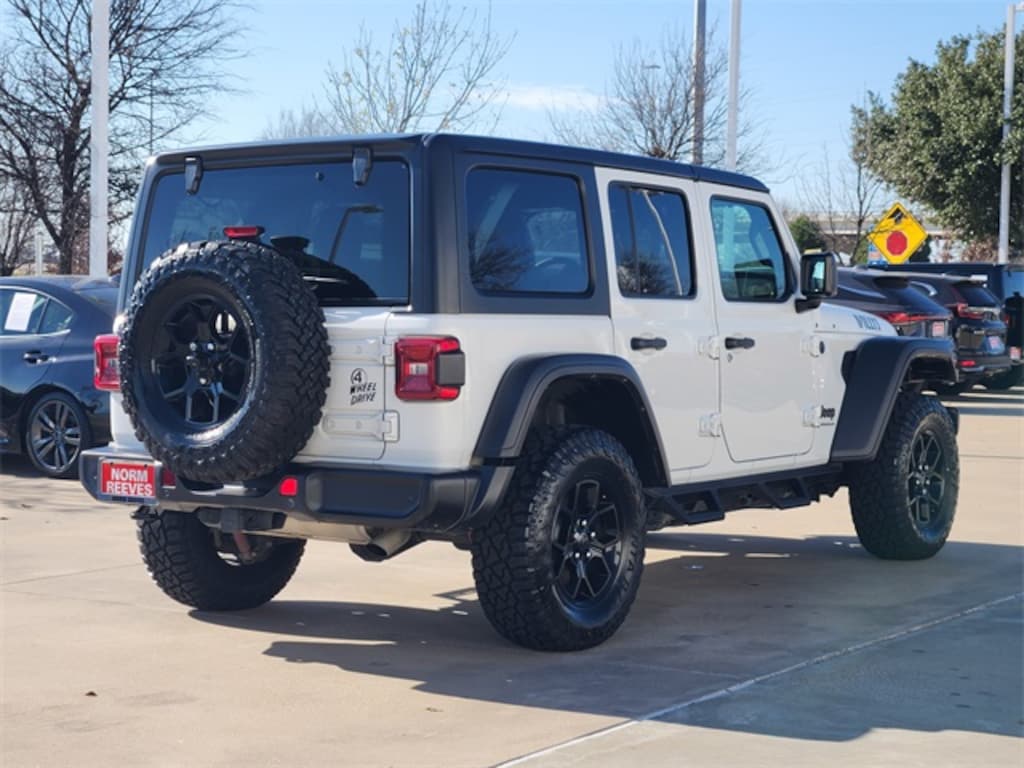 Used 2024 Jeep Wrangler Willys SUV