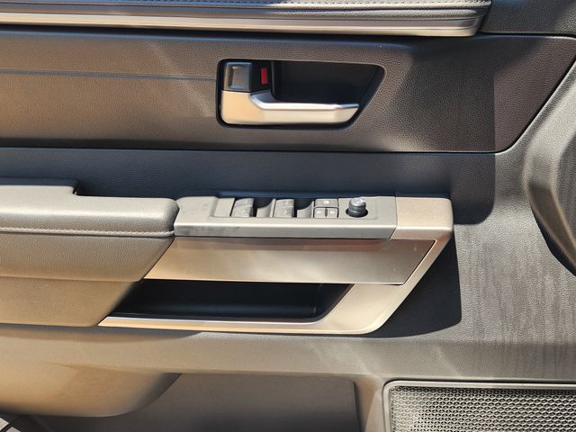 2026 Toyota Tundra SR5 - Photo 17