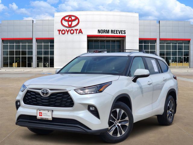 2024 Toyota Highlander SUV 