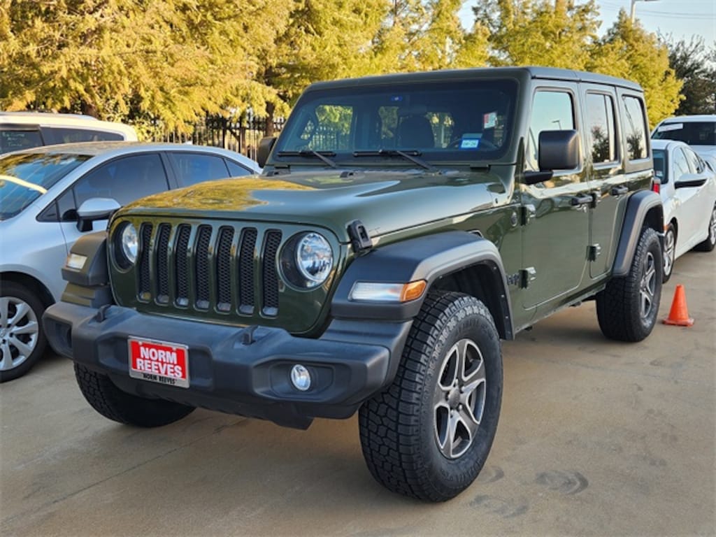 Used 2021 Jeep Wrangler Unlimited Sport Altitude SUV