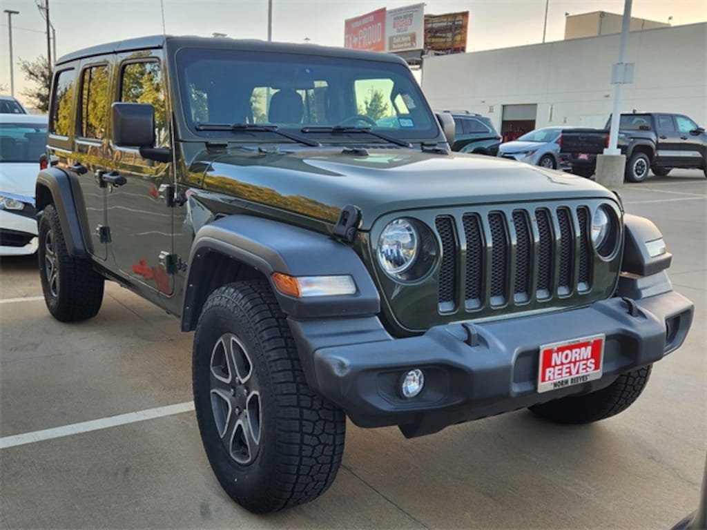 Used 2021 Jeep Wrangler Unlimited Sport Altitude SUV