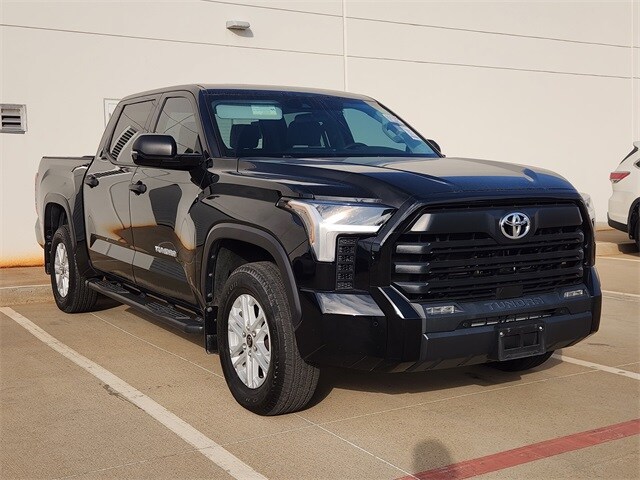 2024 Toyota Tundra SR5 photo 2