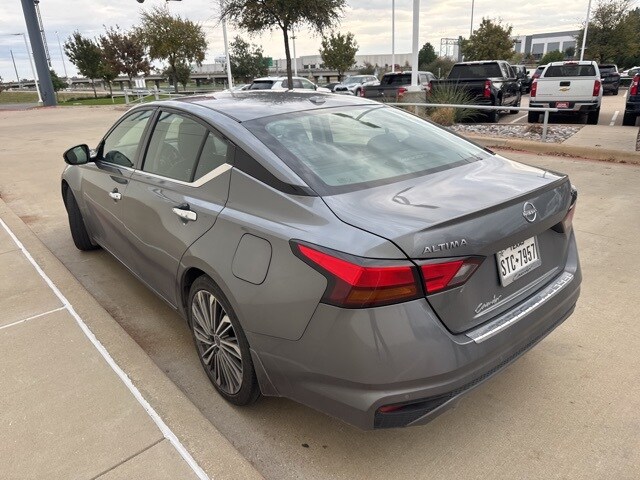 2023 Nissan Altima 2.5 SL photo 3