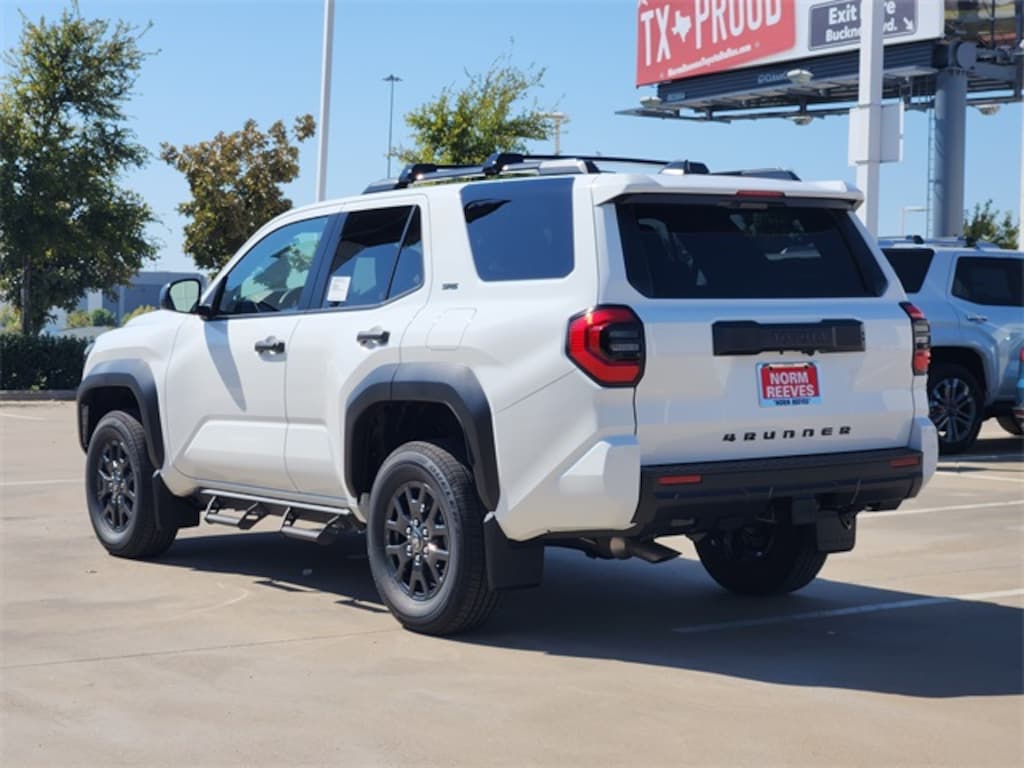 New 2025 Toyota 4Runner SR5 SUV
