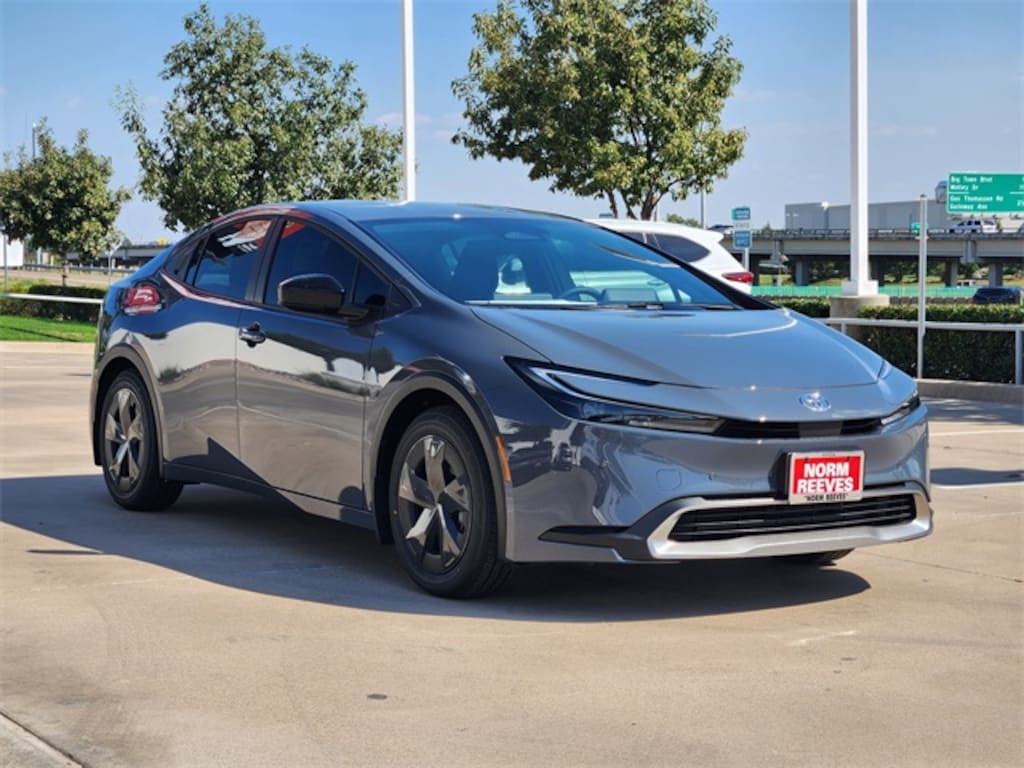 New 2026 Toyota Prius Plug-in Hybrid SE Hatchback