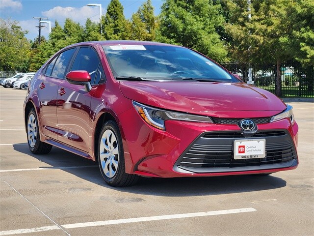 2024 Toyota Corolla LE photo 2