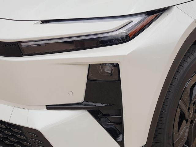 2026 Toyota C-HR SE - Photo 6