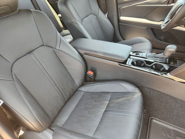 2026 Toyota Camry XSE - Photo 10