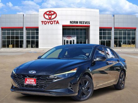 2023 Hyundai Elantra SEL Sedan