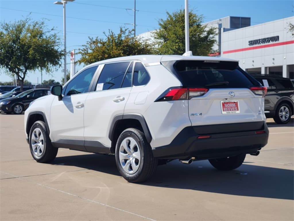 New 2025 Toyota RAV4 LE SUV