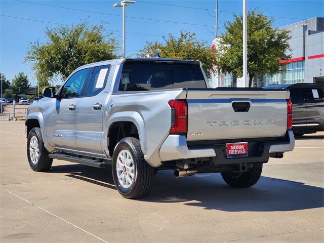 2025 Toyota Tacoma SR5 photo 4